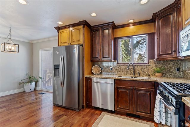 488 S 10 W, Farmington, UT 84025