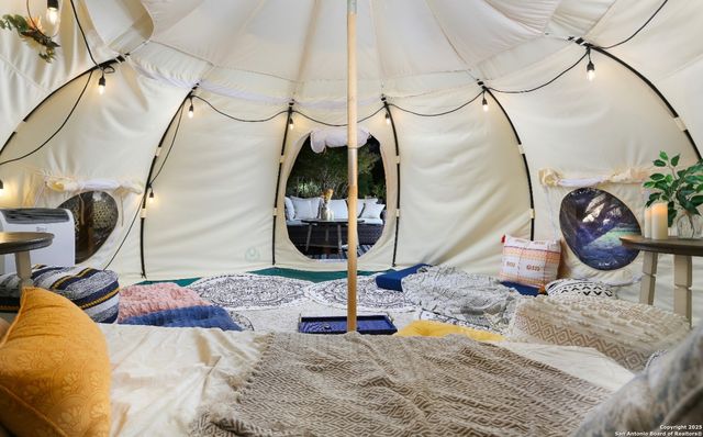 16351 COUNTY ROAD 281, San Antonio, TX 78253