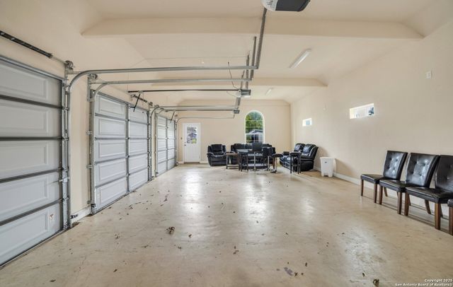 16351 COUNTY ROAD 281, San Antonio, TX 78253