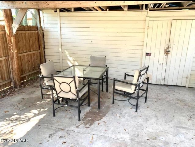 1220 Dixie Avenue, Holly Hill, FL 32117