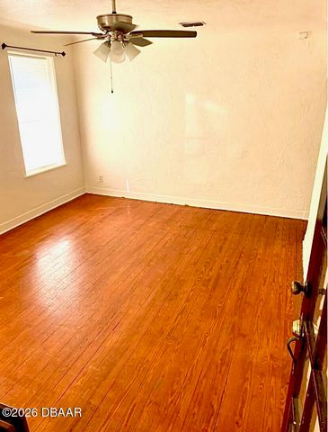 1220 Dixie Avenue, Holly Hill, FL 32117