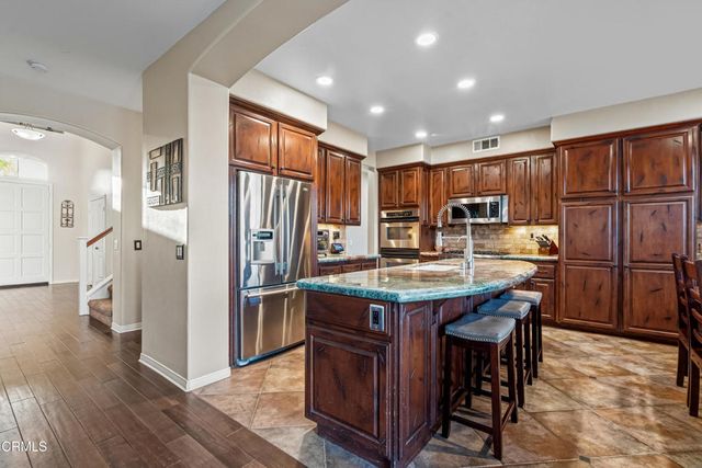 490 Peter Place, Simi Valley, CA 93065