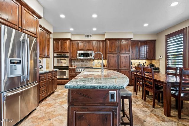 490 Peter Place, Simi Valley, CA 93065