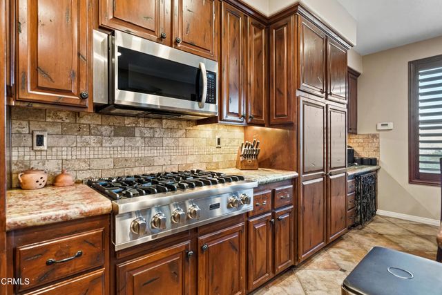 490 Peter Place, Simi Valley, CA 93065