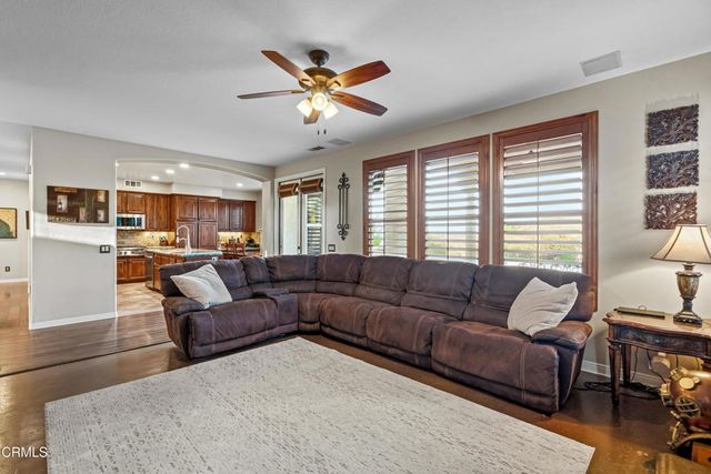 490 Peter Place, Simi Valley, CA 93065