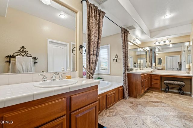 490 Peter Place, Simi Valley, CA 93065