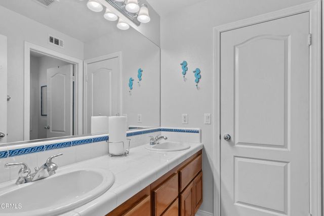 490 Peter Place, Simi Valley, CA 93065