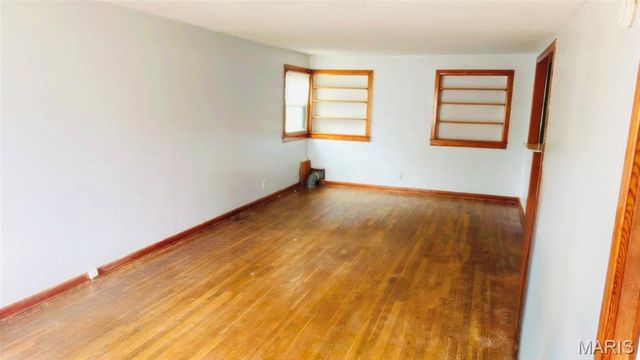 409 Lincoln Drive, Fredericktown, MO 63645