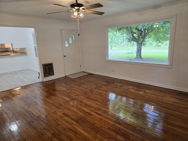 6117 Hills Creek RD, Mc Minnville, TN 37110