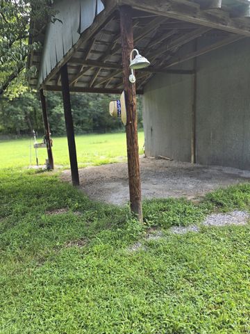 6117 Hills Creek RD, Mc Minnville, TN 37110