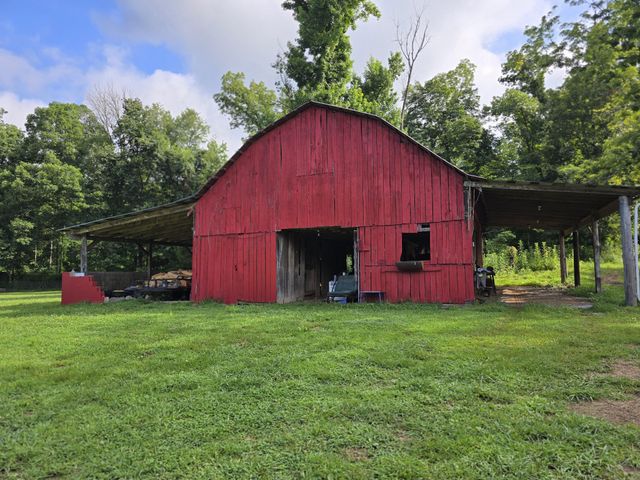 6117 Hills Creek RD, Mc Minnville, TN 37110