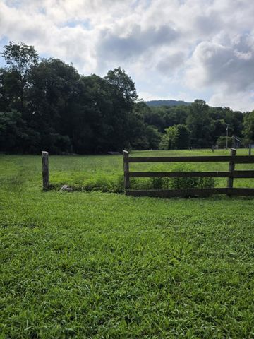 6117 Hills Creek RD, Mc Minnville, TN 37110