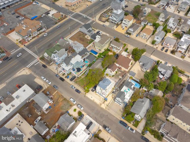 221 11TH ST, Beach Haven, NJ 08008
