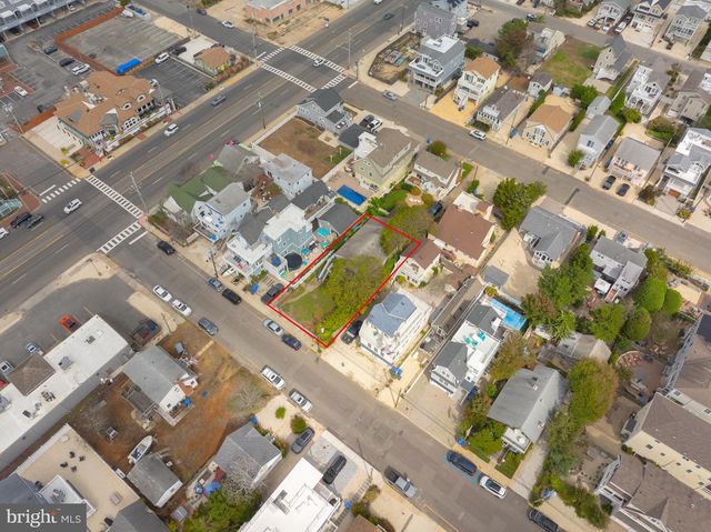 221 11TH ST, Beach Haven, NJ 08008