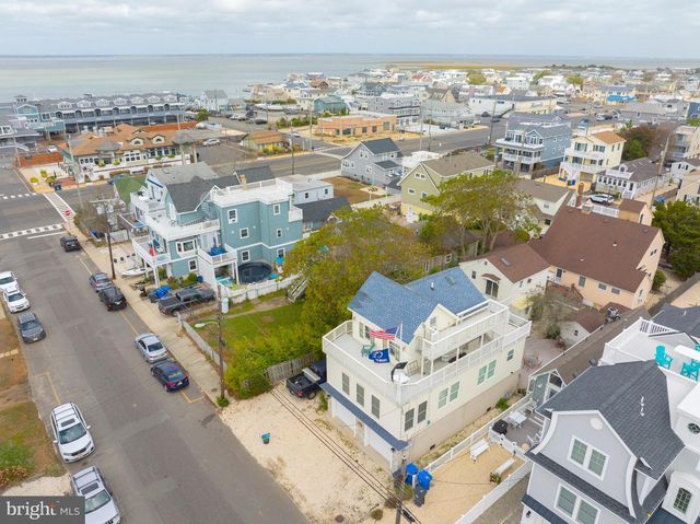 221 11TH ST, Beach Haven, NJ 08008