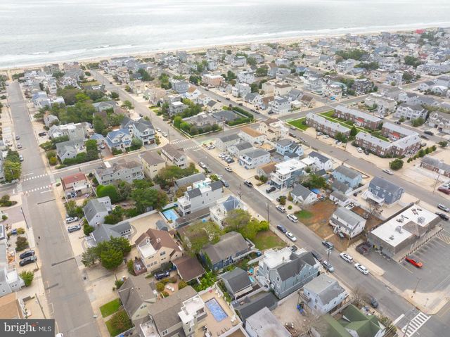 221 11TH ST, Beach Haven, NJ 08008