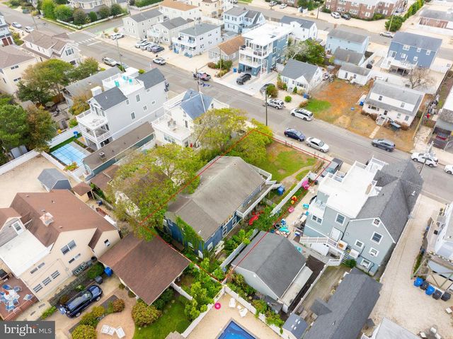 221 11TH ST, Beach Haven, NJ 08008