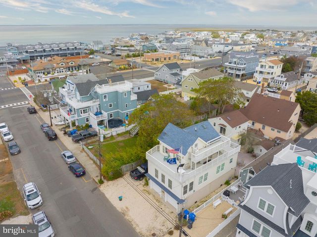 221 11TH ST, Beach Haven, NJ 08008
