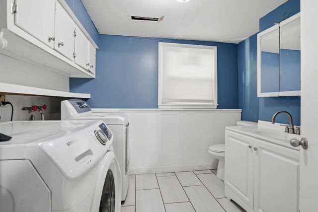 1426 25TH Street, Bettendorf, IA 52722