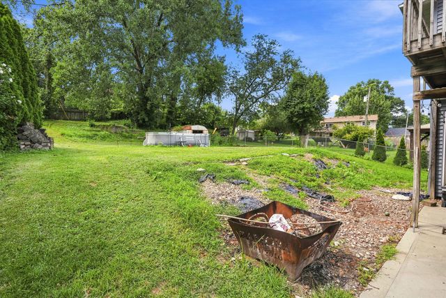 1426 25TH Street, Bettendorf, IA 52722