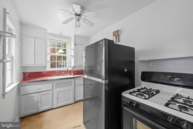 1912 VARNUM ST NE, Washington, DC 20018