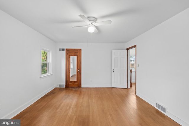 1912 VARNUM ST NE, Washington, DC 20018