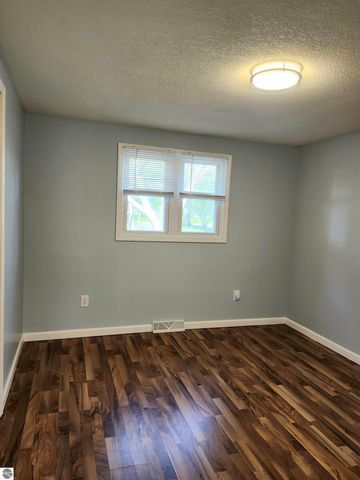 716 Beech, Tawas City, MI 48763