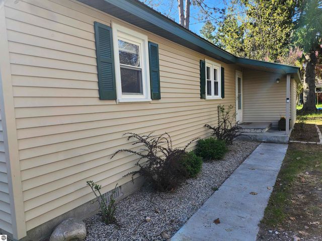 716 Beech, Tawas City, MI 48763