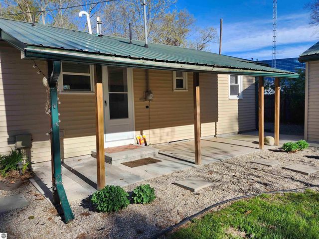 716 Beech, Tawas City, MI 48763