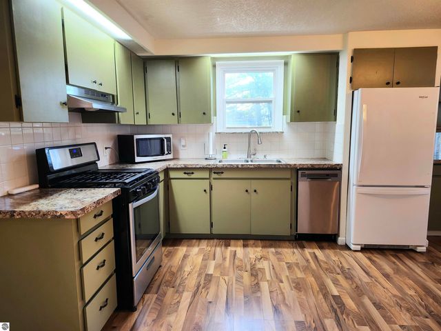 716 Beech, Tawas City, MI 48763