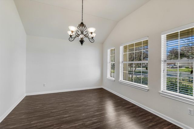 710 Ranier LN, Round Rock, TX 78665