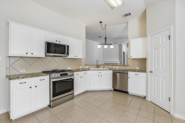 710 Ranier LN, Round Rock, TX 78665