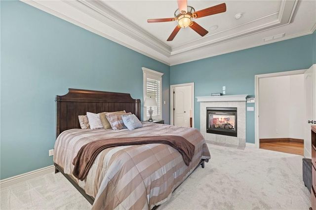 7822 Houston Street, Lenexa, KS 66227