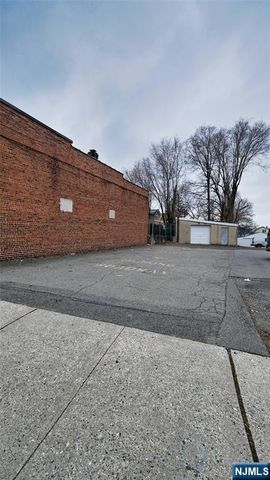 213-217 Stuyvesant Avenue, Lyndhurst, NJ 07071