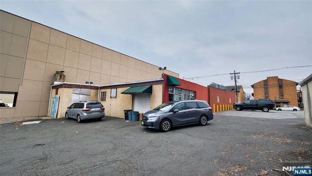 213-217 Stuyvesant Avenue, Lyndhurst, NJ 07071