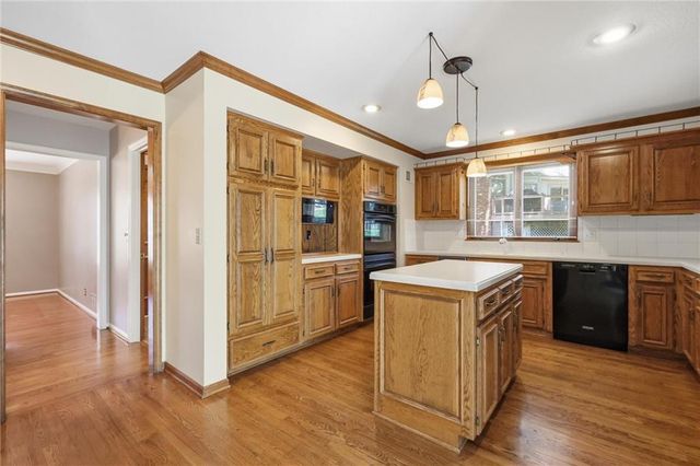 11107 W 122nd Street, Overland Park, KS 66213
