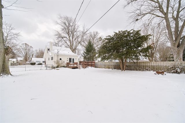 815 E Filer Street, Ludington, MI 49431