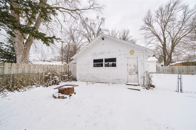 815 E Filer Street, Ludington, MI 49431