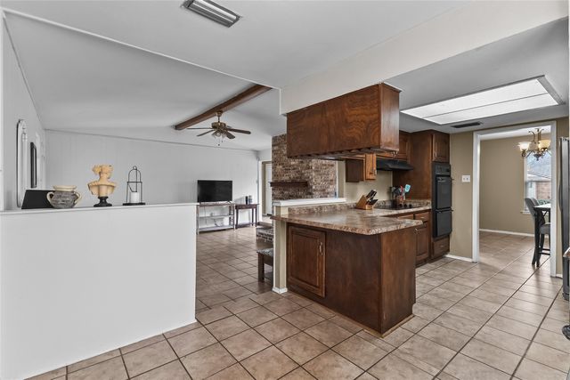 1104 Forest Ridge Drive, Bedford, TX 76022