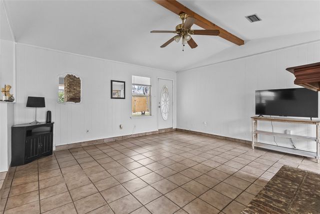 1104 Forest Ridge Drive, Bedford, TX 76022