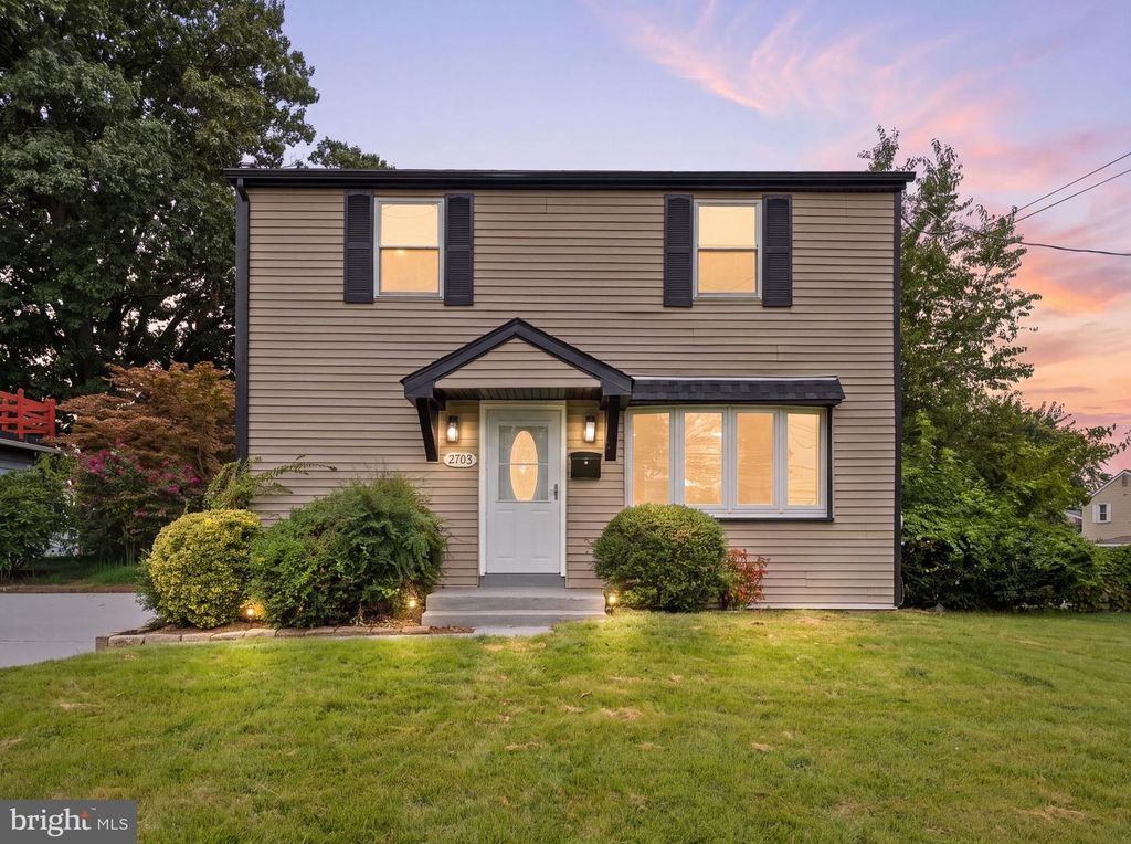 2703 UNION AVE, PENNSAUKEN, NJ 08109 — exterior