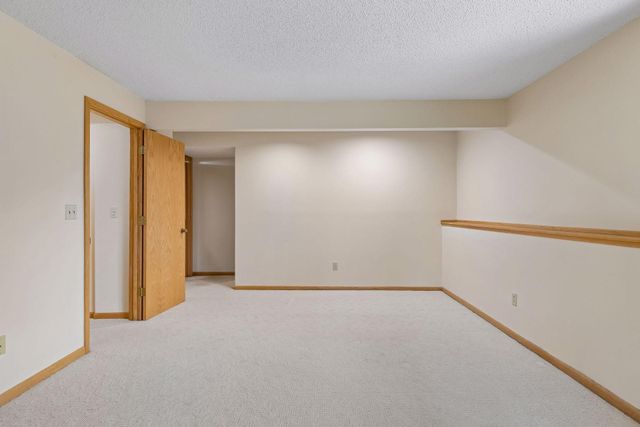 4720 55th Avenue SW, Rochester, MN 55902