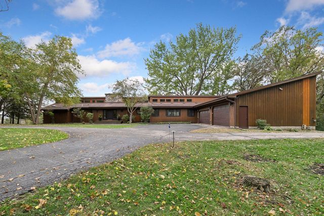 4720 55th Avenue SW, Rochester, MN 55902