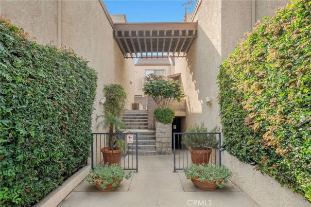 1655 Greenfield Avenue 14, Westwood - Century City, CA 90025