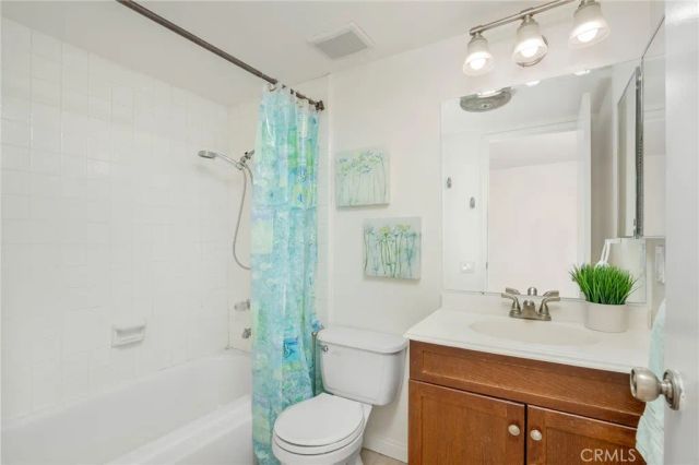 1655 Greenfield Avenue 14, Westwood - Century City, CA 90025