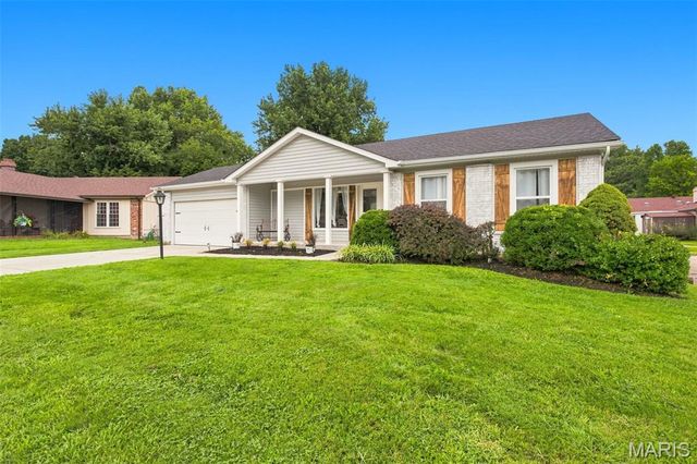 1514 Sycamore Glen Court, Florissant, MO 63031