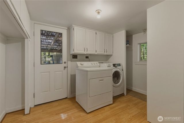 3511 Quade Road, Clinton, WA 98236