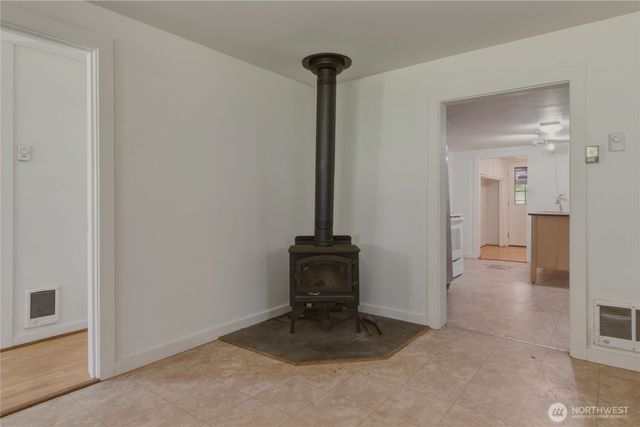 3511 Quade Road, Clinton, WA 98236