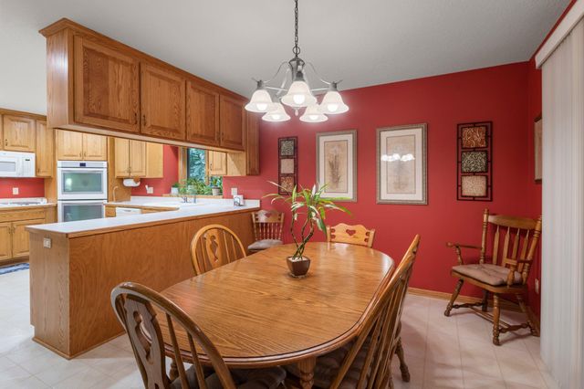 9855 Kadler Avenue NE, Otsego, MN 55362