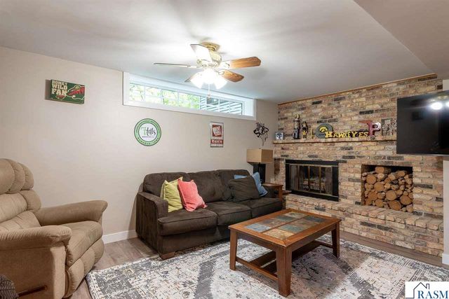 137 Maple Park Drive, Mankato, MN 56001